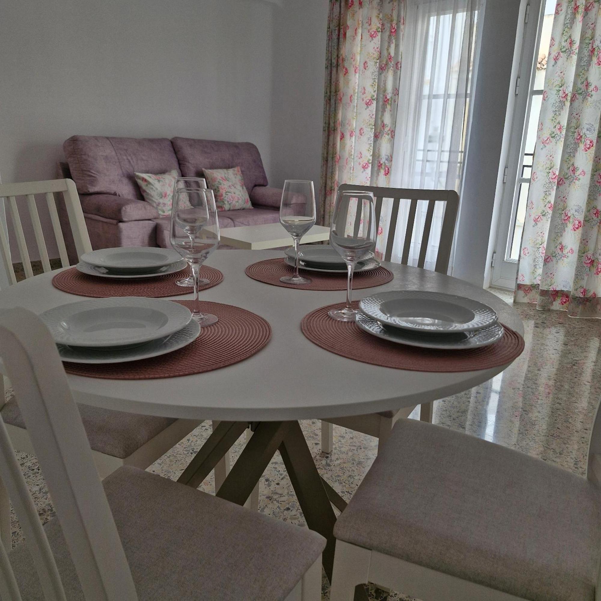 Apartamentos Nerja 2 المظهر الخارجي الصورة